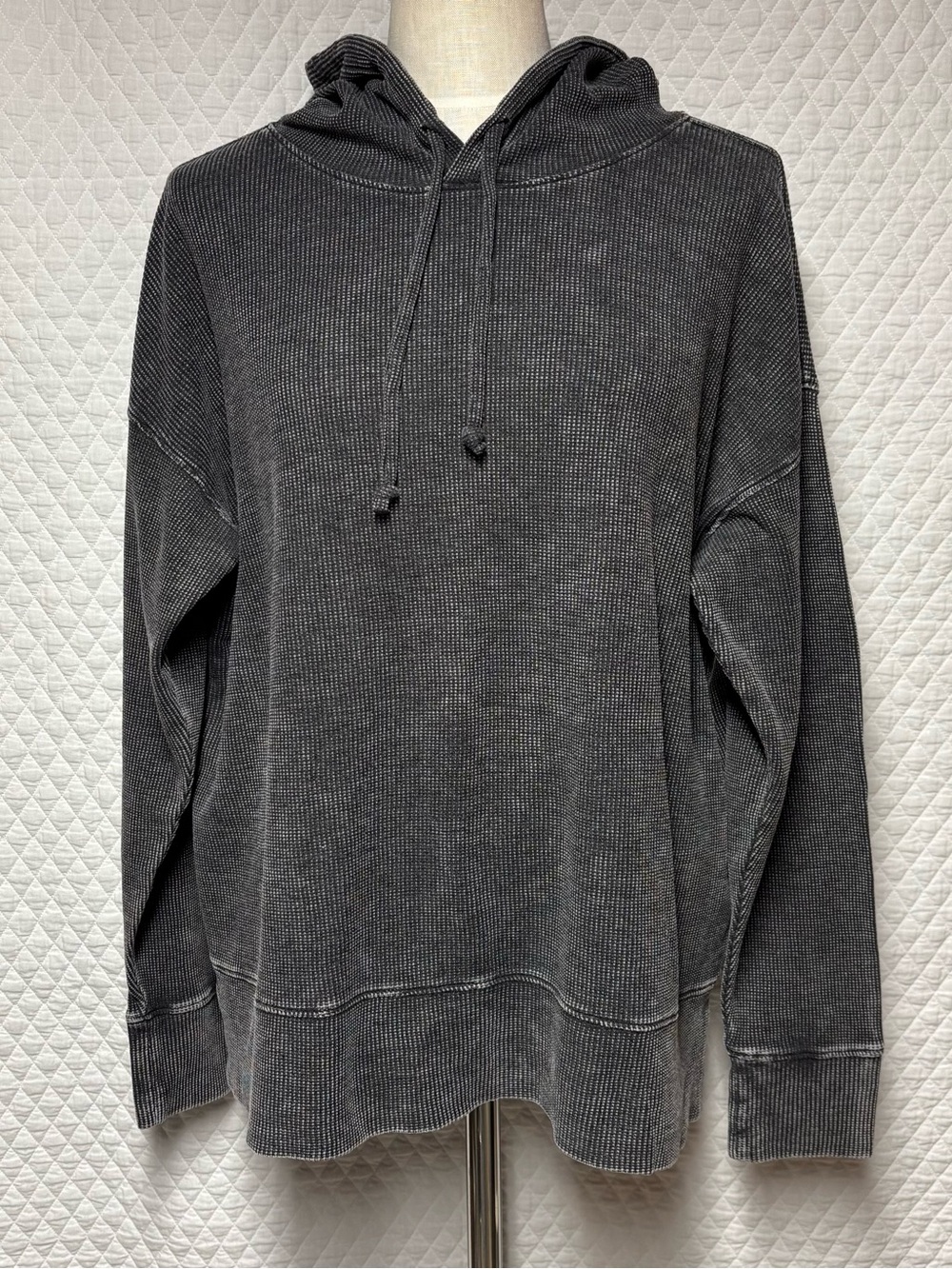 Distressed Wash Waffle Knit Hooded Pullover